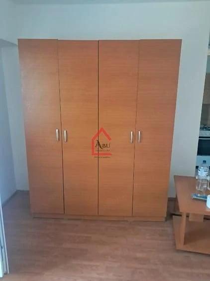 Garsonieră decomandată în Filiași