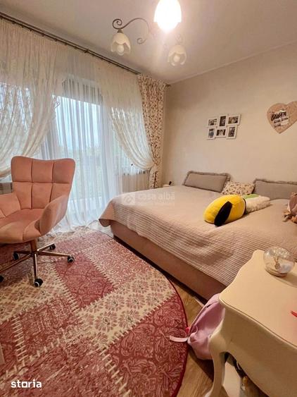 Casă cu 5 camere cu Teren 1500 Mp în Central