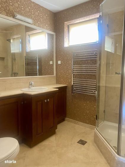 Apartament cu 3 camere în Europa