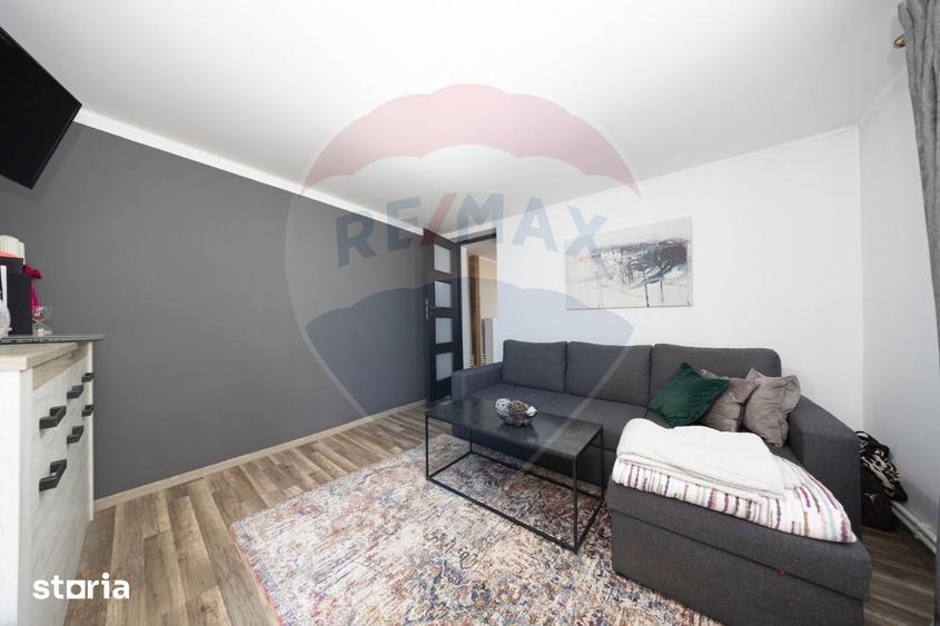 Casă cu 4 camere cu Teren 560 Mp în Central