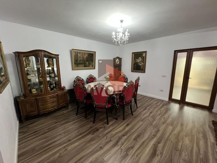 Casă individuală cu 5 camere cu Canalizare în Plopi