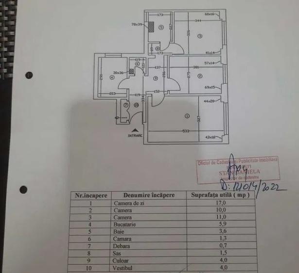 Apartament cu 3 camere decomandat în Drumul Taberei