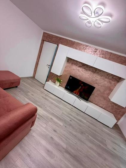 Apartament cu 2 camere semidecomandat în Câlnic