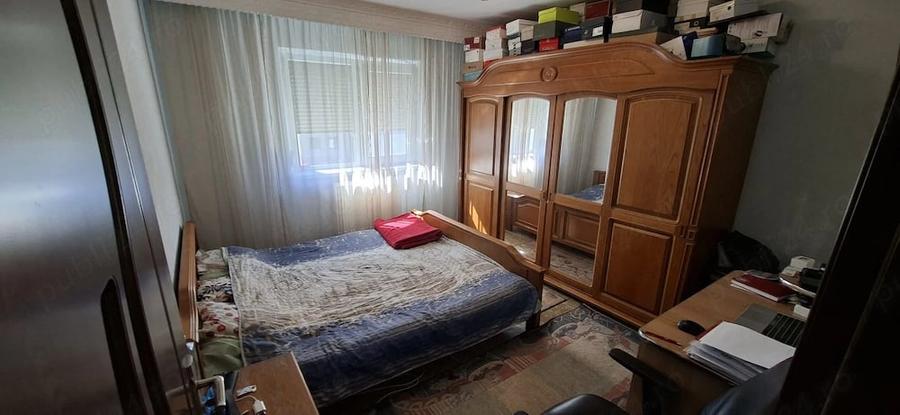 22 Decembrie - 3 camere decomandat 3 balcoane 2 bai 78 mp etajul 3 - 6