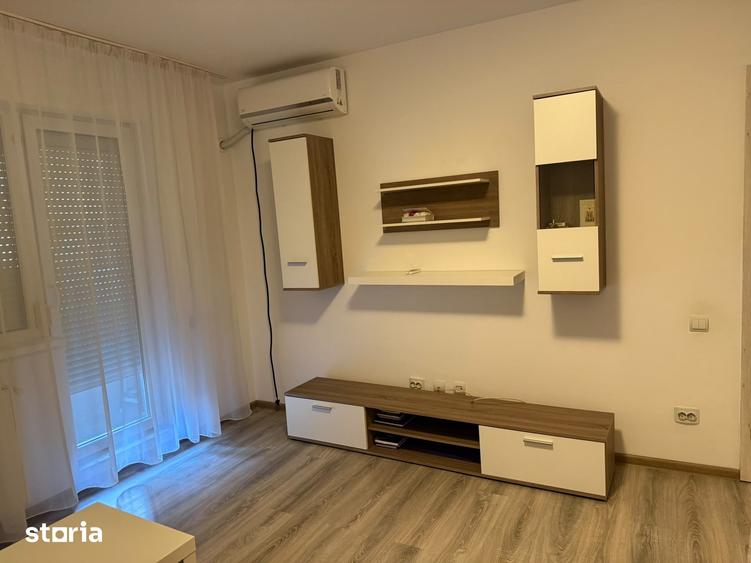 Apartament cu 2 camere decomandat în Apărătorii Patriei