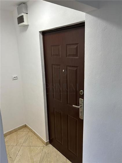 Garsonieră decomandată, mobilată în Buziașului