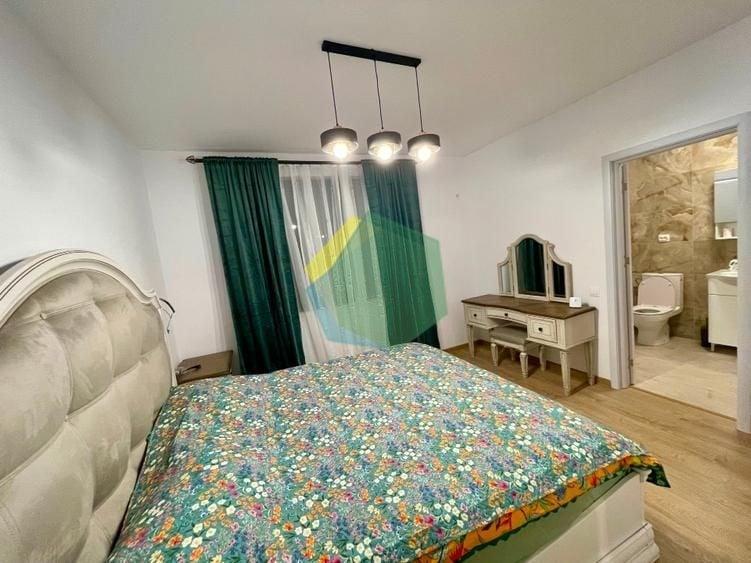 Casă individuală cu 3 camere cu Canalizare în Central