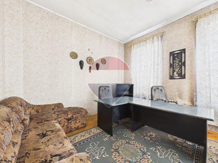 Casă individuală cu 7 camere cu Teren 154.64999389648 Mp în Știrbei Vodă