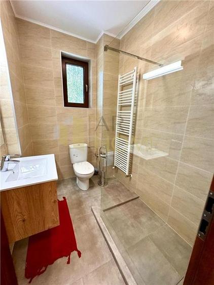 Apartament cu 3 camere decomandat, mobilat în Albert