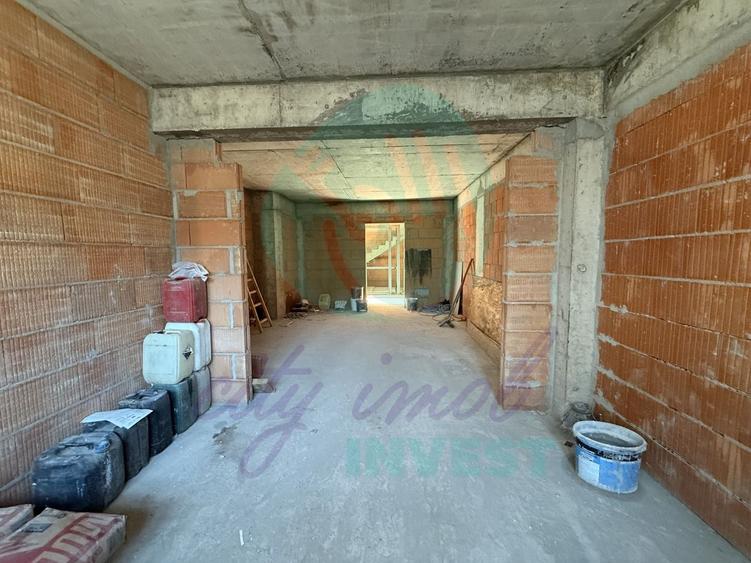 Apartament cu 2 camere semidecomandat în P-ța Unirii