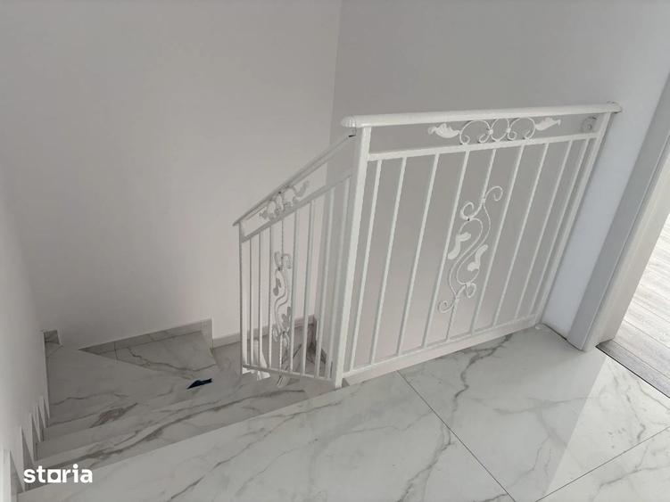 Casă cu 4 camere cu Teren 150 Mp în Central