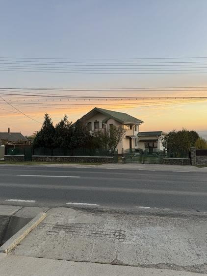 Casă cu 3 camere în Central