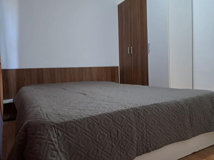 Apartament semidecomandat în Militari