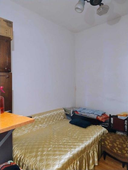 Casă cu 4 camere decomandat în Exterior Vest