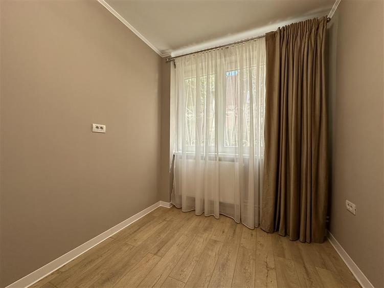 Apartament cu 2 camere semidecomandat în Podgoria