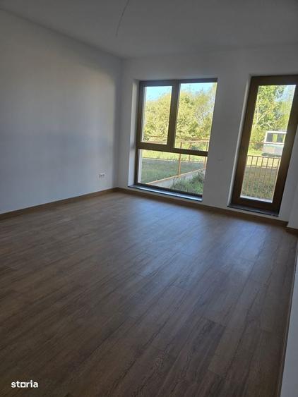 Apartament cu 2 camere în Tractorul