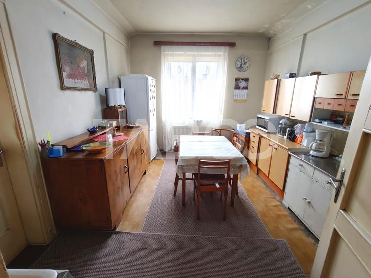 Apartament cu 3 camere decomandat, mobilat în Ultracentral