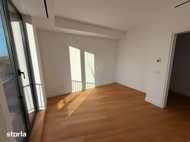 Apartament cu 4 camere în Central