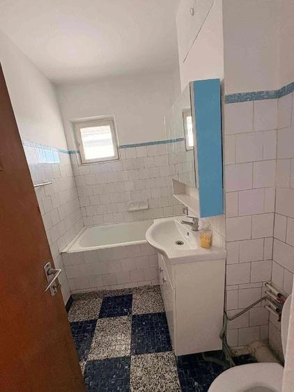 Apartament cu 2 camere decomandat în Colentina