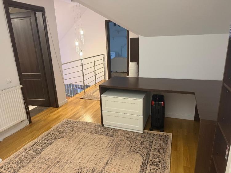 Apartament cu 4 camere, mobilat în Iris