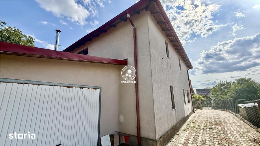 Casă cu 4 camere cu Teren 700 Mp în Popricani
