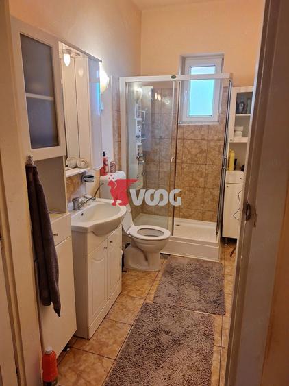 Casă cu 5 camere cu Teren 700 Mp în Fratelia