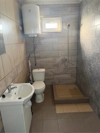 Casă cu 2 camere cu Teren 700 Mp în Săveni