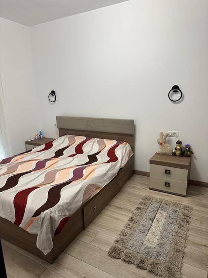 Apartament cu 2 camere decomandat în Exterior Vest