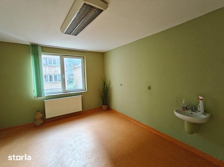 Spațiu comercial, de 78 mp, în Central