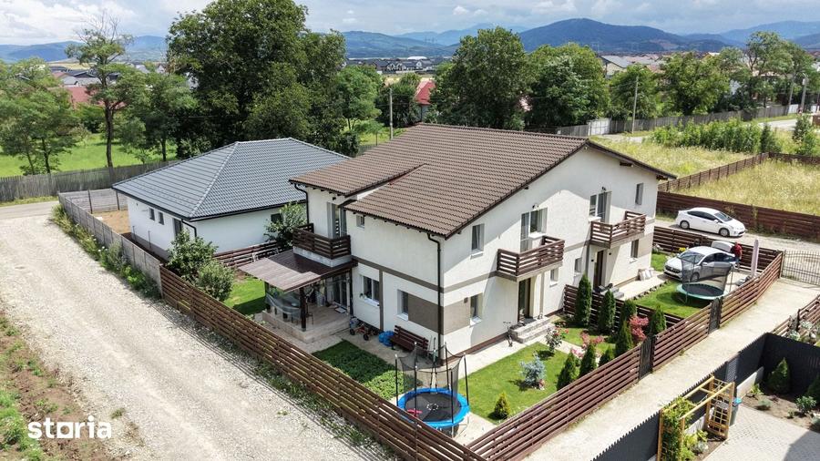 Casă cu 4 camere cu Teren 300 Mp în Tărlungeni