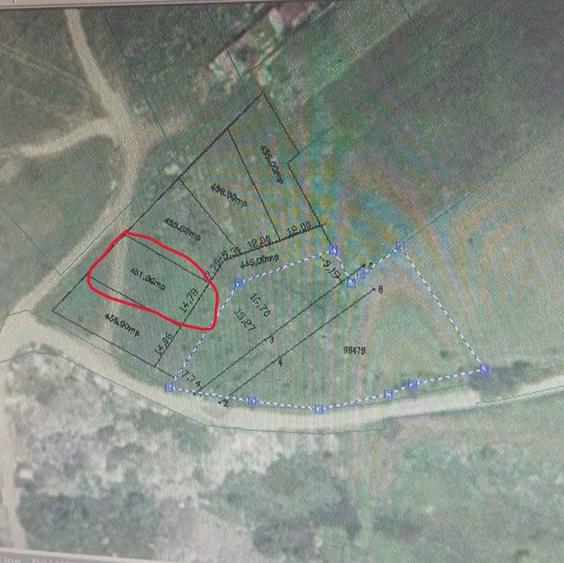 Teren Construcții intravilan de 451 mp, în Trivale