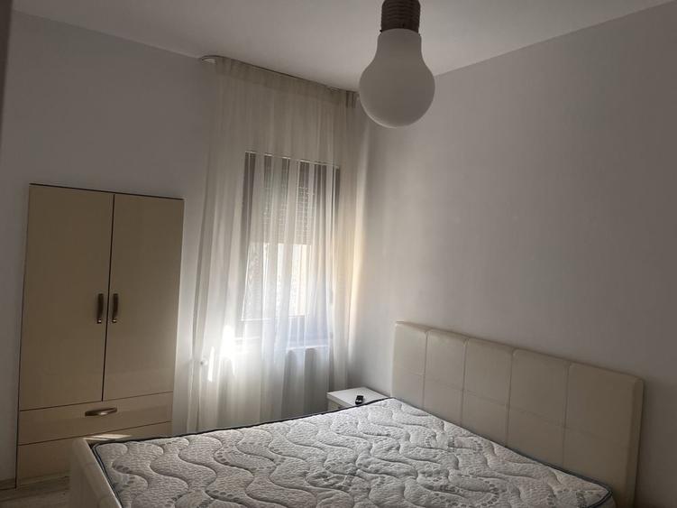Casă cu 2 camere cu Teren 100 Mp în Exterior Vest