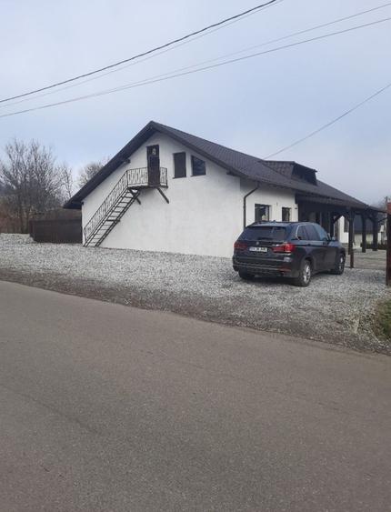 Spațiu comercial, de 300 mp, în Vadu Moldovei