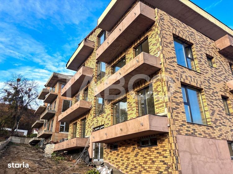 Apartament cu 4 camere semidecomandat în Mănăștur