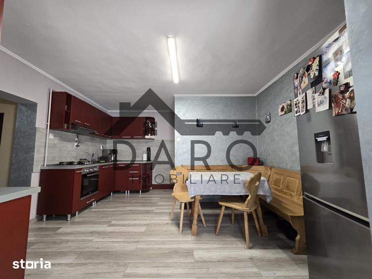 Casă cu 4 camere cu Teren 660 Mp în Livezeni