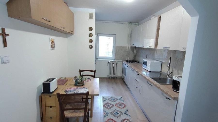 Ofertă de vânzare ap. cu 3 camere, parcare inclusă, car. Grigorescu - 10