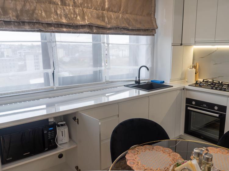 Apartament cu 2 camere semidecomandat în Vișan