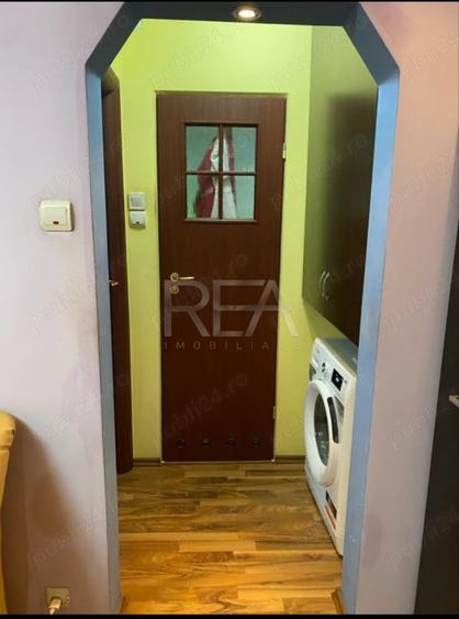 Apartament cu 3 camere semidecomandat, mobilat în 1 Decembrie 1918