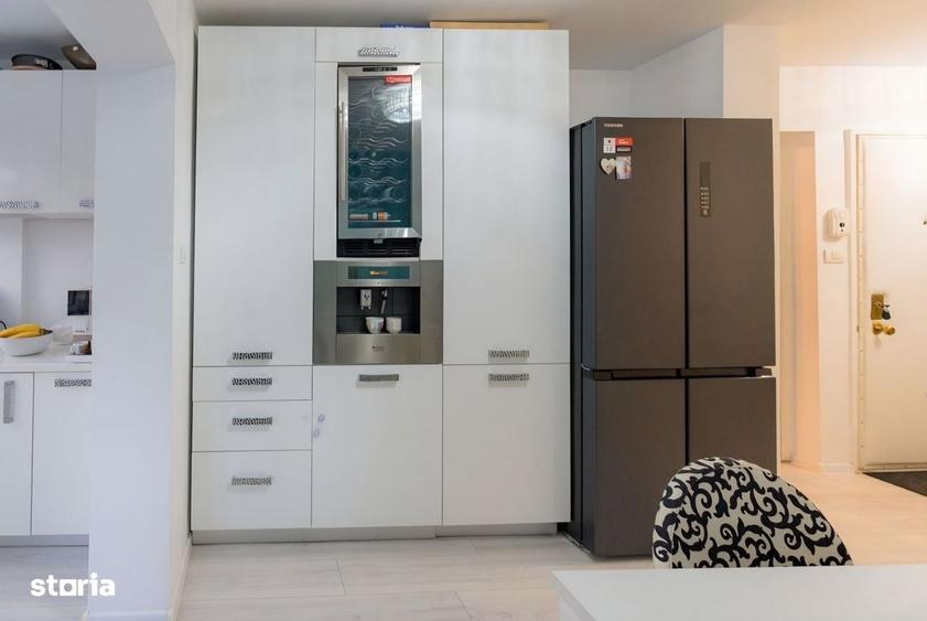 Apartament cu 3 camere decomandat în Rogerius