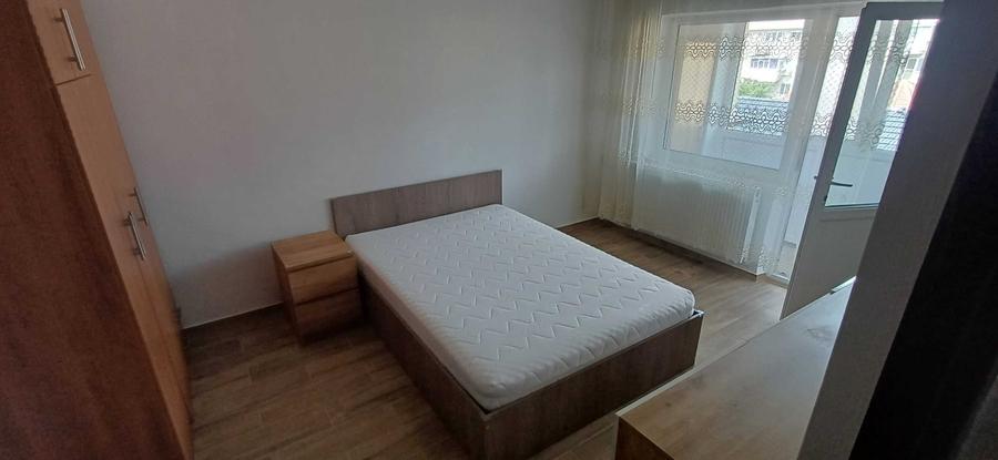 Garsonieră decomandată în Nord