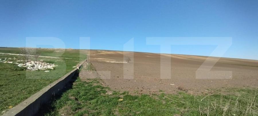 Teren Construcții intravilan de 3600 mp, în Exterior Vest