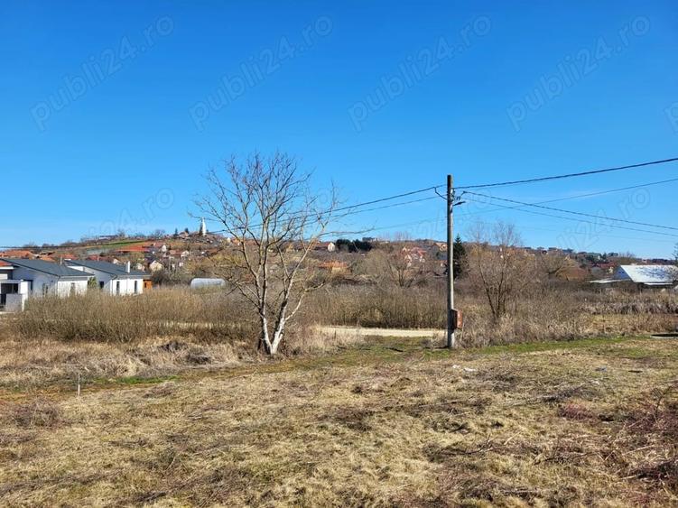 Teren de 647 mp, în Paleu