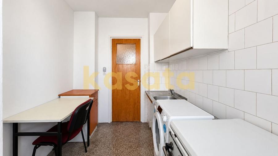 Apartament cu 2 camere decomandat, mobilat în Alexandru Obregia