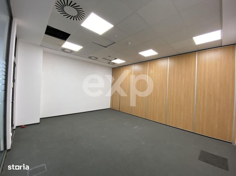 Spațiu comercial, de 570 mp, în Central