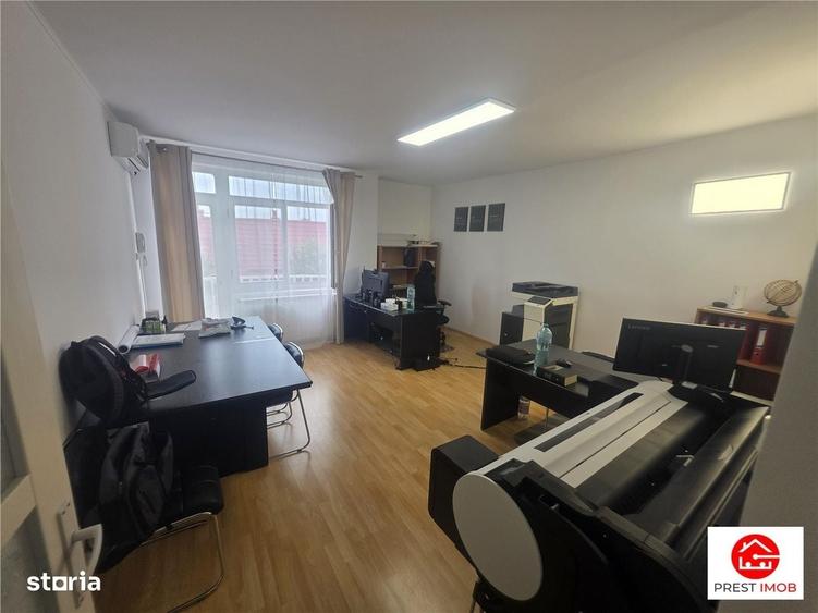 Spațiu comercial, de 80 mp, în Semicentral