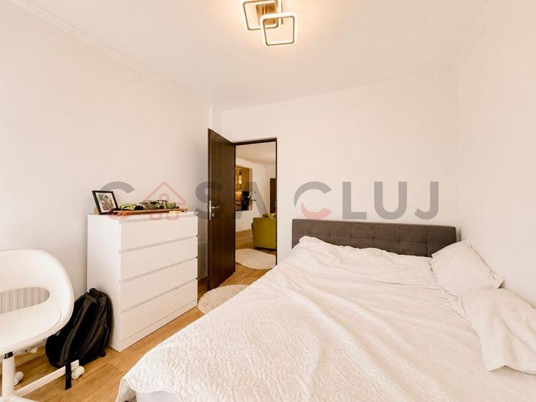 Apartament cu 4 camere decomandat, mobilat în Mărăști