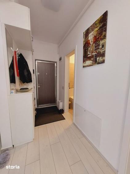 Apartament cu 3 camere decomandat, mobilat în Becaș
