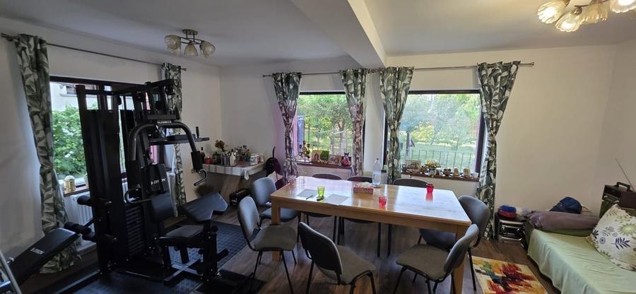 Vila 6 camere de vanzare in Banesti - 14
