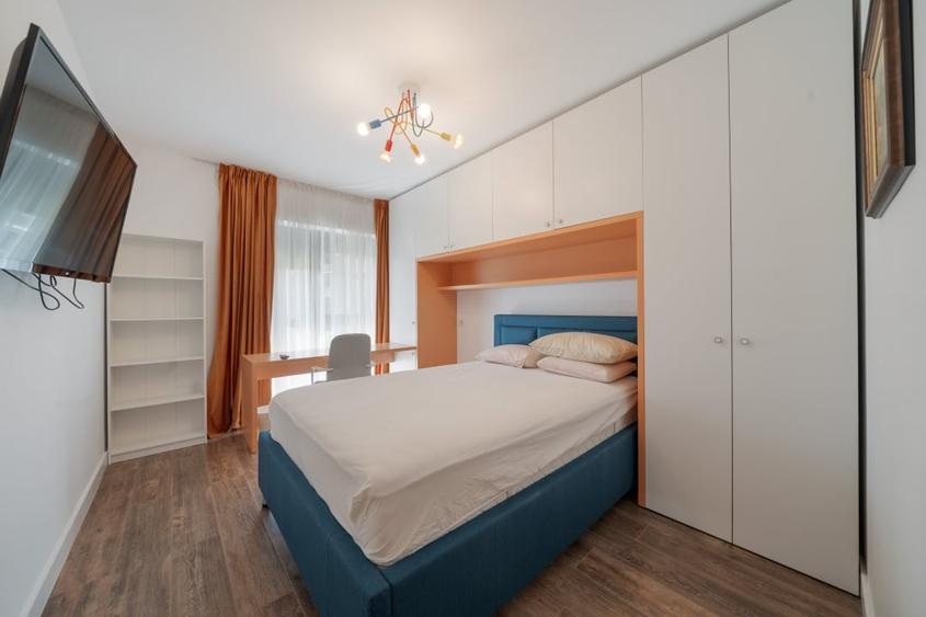 Apartament cu 3 camere decomandat, mobilat în P-ta Presei Libere