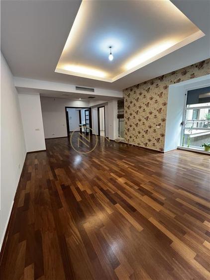 Apartament de 3 camere de vanzare in zona Herastrau la 1 min de parc - 1